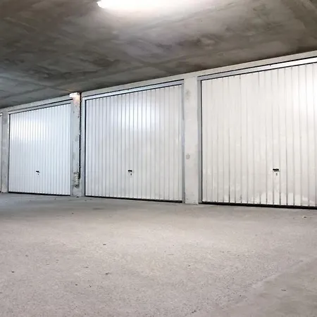 Apartment Hyper Centre With Garage