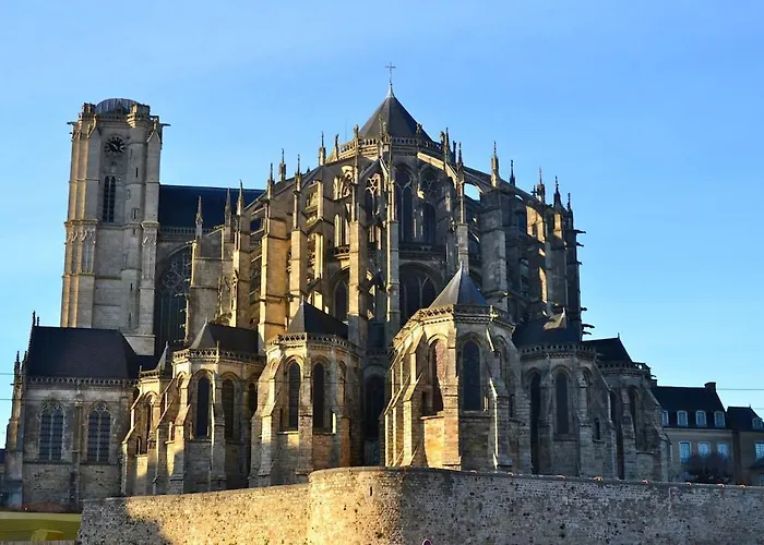 Hyper Centre With Garage 公寓 *